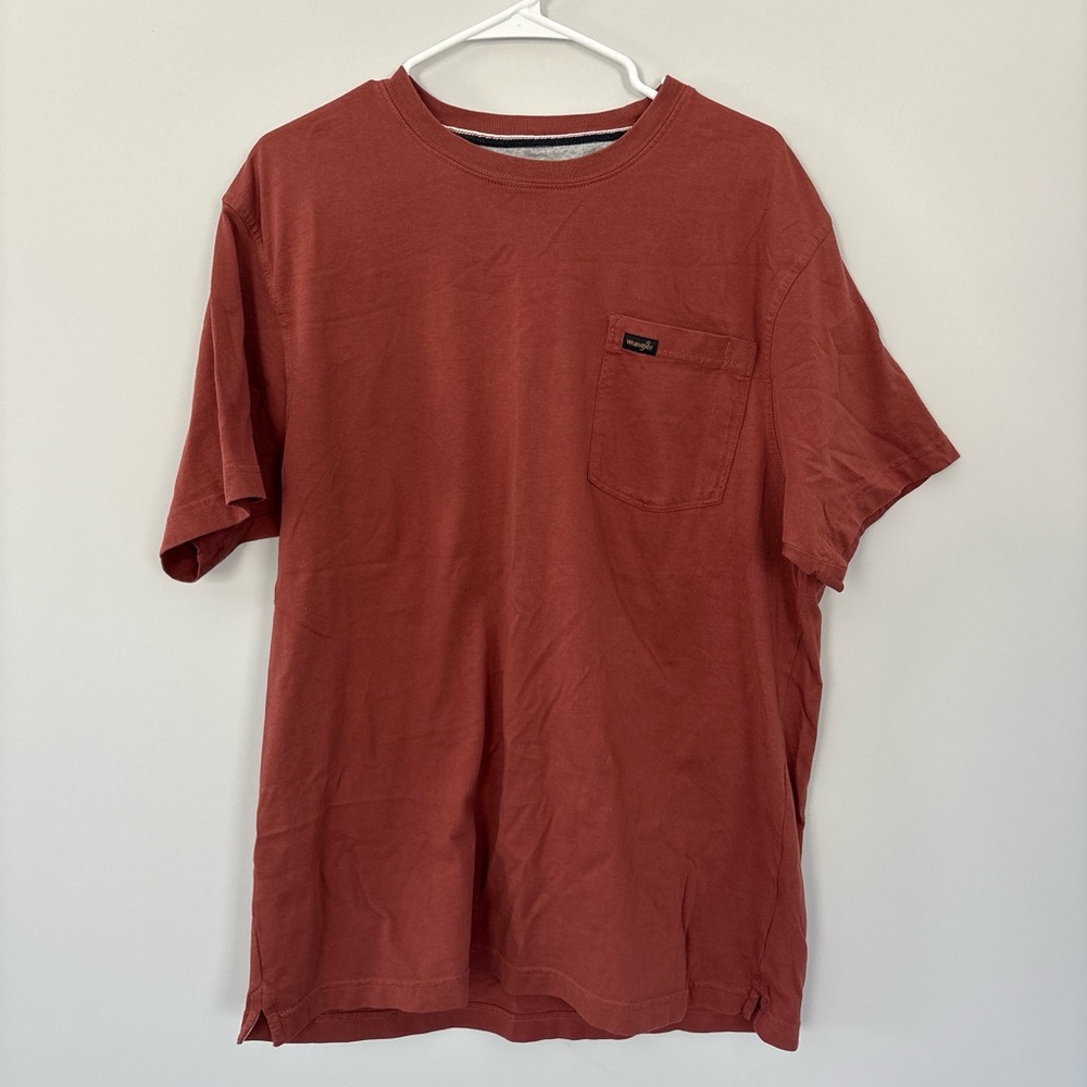 Wrangler Men's Short-Sleeve Pocket Tee — Rust